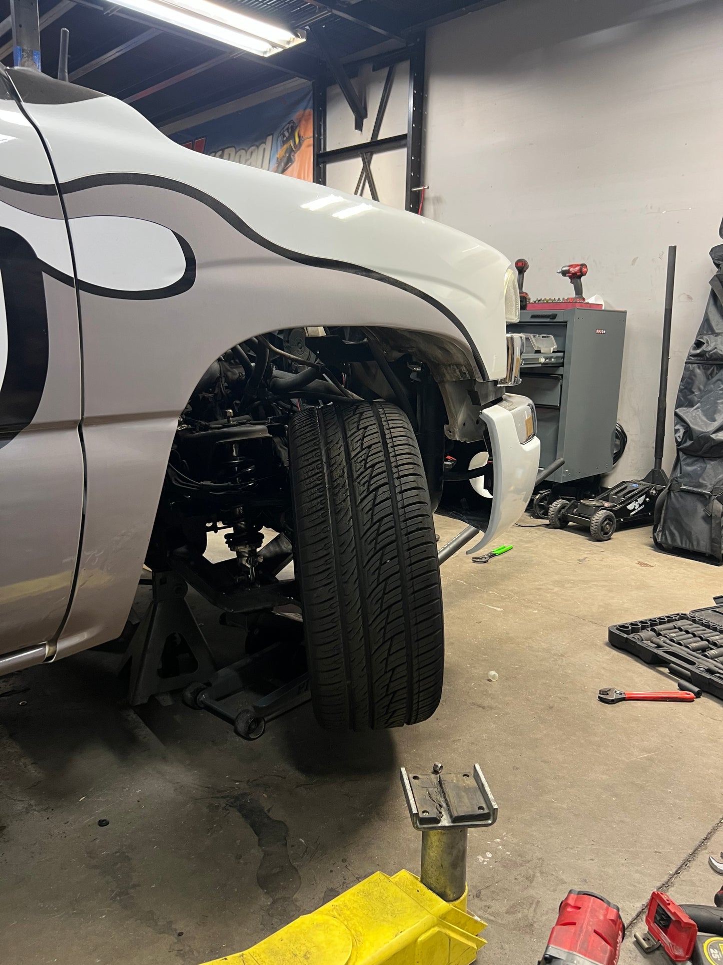 1999-2006 Silverado/Sierra Drift Angle Kit + Coilovers | Desert Style MFG